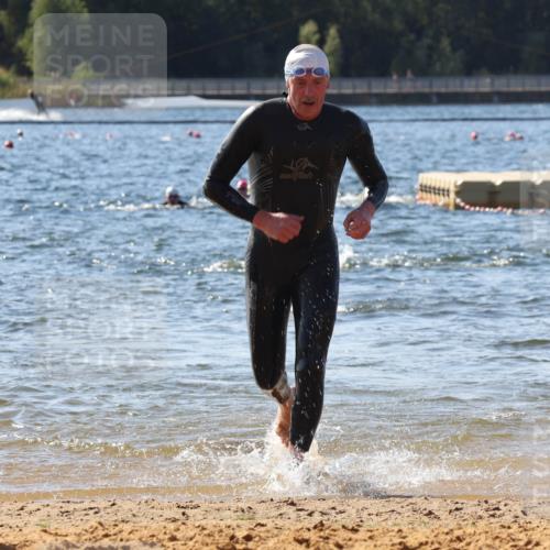 07.09.2025 - 19. Norderstedt Triathlon Luisa Fischer http://msf.ph/oto/8754187 07.09.2025 11:42:17 Schwimmen 835, 838, 1359 meine-sportfotos.de