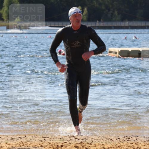 07.09.2025 - 19. Norderstedt Triathlon Luisa Fischer http://msf.ph/oto/8754192 07.09.2025 11:42:17 Schwimmen 835, 838, 1359 meine-sportfotos.de