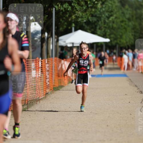07.09.2025 - 19. Norderstedt Triathlon Michael Strokosch http://msf.ph/oto/8754229 07.09.2025 10:59:19 Laufen 64, 83, 1123 meine-sportfotos.de