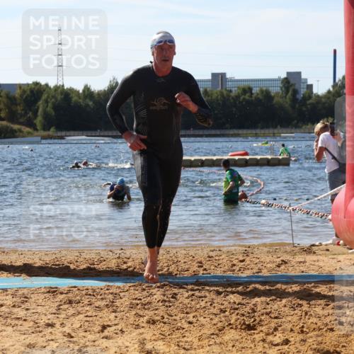 07.09.2025 - 19. Norderstedt Triathlon Luisa Fischer http://msf.ph/oto/8754268 07.09.2025 11:42:20 Schwimmen 835, 838, 1359 meine-sportfotos.de