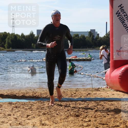 07.09.2025 - 19. Norderstedt Triathlon Luisa Fischer http://msf.ph/oto/8754271 07.09.2025 11:42:20 Schwimmen 835, 838, 1359 meine-sportfotos.de