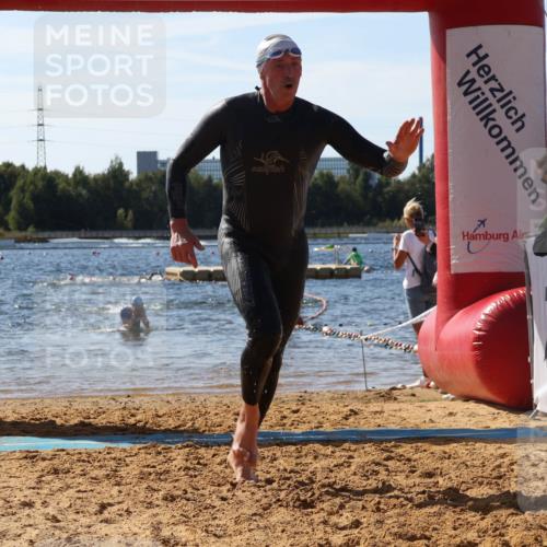 07.09.2025 - 19. Norderstedt Triathlon Luisa Fischer http://msf.ph/oto/8754279 07.09.2025 11:42:21 Schwimmen 835, 838, 1359 meine-sportfotos.de
