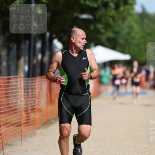 07.09.2025 - 19. Norderstedt Triathlon Michael Strokosch http://msf.ph/oto/8754341 07.09.2025 12:02:20 Laufen 1190, 1217, 1218 meine-sportfotos.de