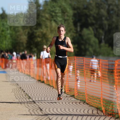 07.09.2025 - 19. Norderstedt Triathlon Michael Strokosch http://msf.ph/oto/8754370 07.09.2025 10:40:21 Laufen 645, 664, 1123 meine-sportfotos.de