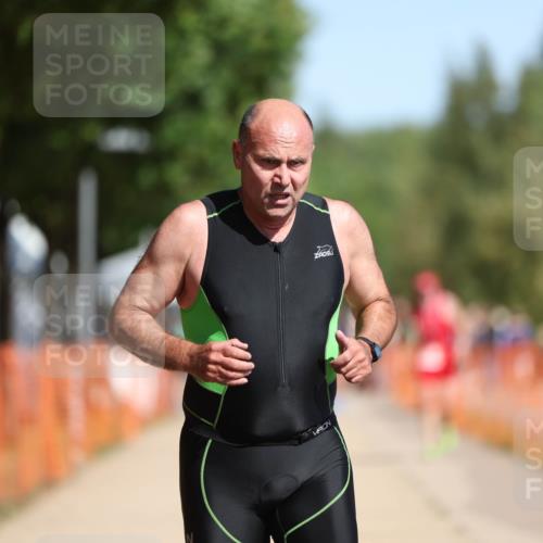 07.09.2025 - 19. Norderstedt Triathlon Michael Strokosch http://msf.ph/oto/8754377 07.09.2025 12:02:22 Laufen 1217 meine-sportfotos.de