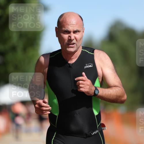 07.09.2025 - 19. Norderstedt Triathlon Michael Strokosch http://msf.ph/oto/8754417 07.09.2025 12:02:22 Laufen 1217 meine-sportfotos.de