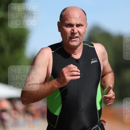 07.09.2025 - 19. Norderstedt Triathlon Michael Strokosch http://msf.ph/oto/8754434 07.09.2025 12:02:23 Laufen 1217 meine-sportfotos.de