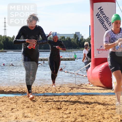 07.09.2025 - 19. Norderstedt Triathlon Luisa Fischer http://msf.ph/oto/8754435 07.09.2025 11:42:47 Schwimmen 738, 1294, 1379 meine-sportfotos.de