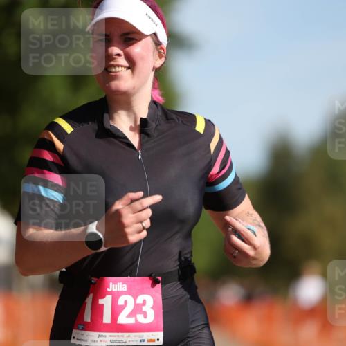 07.09.2025 - 19. Norderstedt Triathlon Michael Strokosch http://msf.ph/oto/8754517 07.09.2025 10:40:26 Laufen 645, 1123 meine-sportfotos.de