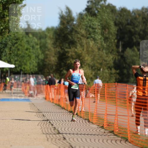 07.09.2025 - 19. Norderstedt Triathlon Michael Strokosch http://msf.ph/oto/8754528 07.09.2025 10:40:47 Laufen 649 meine-sportfotos.de