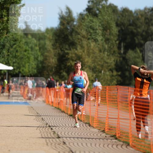 07.09.2025 - 19. Norderstedt Triathlon Michael Strokosch http://msf.ph/oto/8754540 07.09.2025 10:40:47 Laufen 649 meine-sportfotos.de