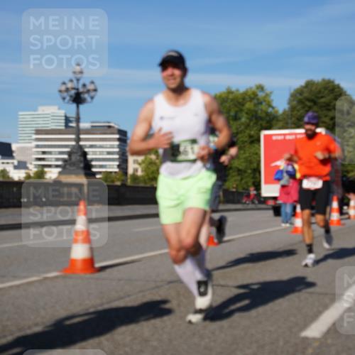 07.09.2025 - BARMER Alsterlauf Yannick Fuchs http://msf.ph/oto/8754545 07.09.2025 09:37:26 Laufen  meine-sportfotos.de