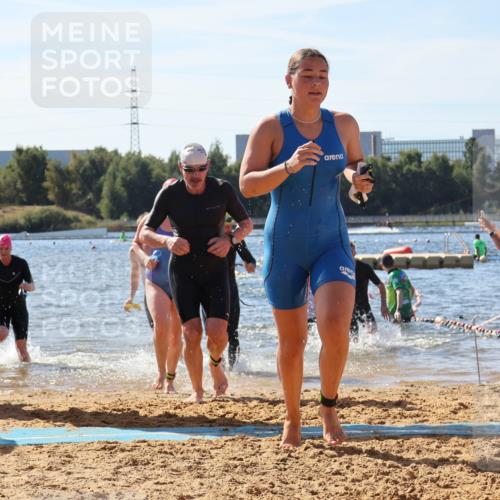 07.09.2025 - 19. Norderstedt Triathlon Luisa Fischer http://msf.ph/oto/8754557 07.09.2025 11:43:15 Schwimmen 164, 165, 202, 818, 1220, 1252, 1350, 1351 meine-sportfotos.de