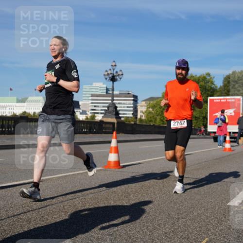 07.09.2025 - BARMER Alsterlauf Yannick Fuchs http://msf.ph/oto/8754601 07.09.2025 09:37:27 Laufen 2742 meine-sportfotos.de