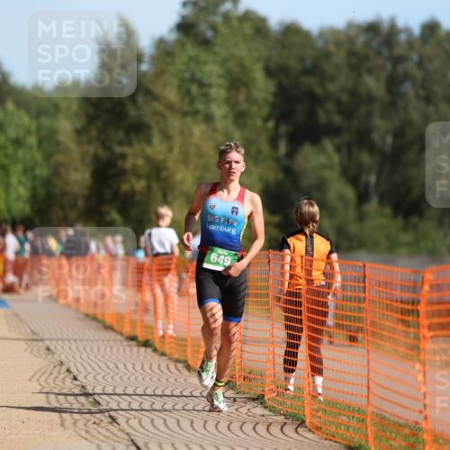 07.09.2025 - 19. Norderstedt Triathlon Michael Strokosch http://msf.ph/oto/8754630 07.09.2025 10:40:49 Laufen 649 meine-sportfotos.de