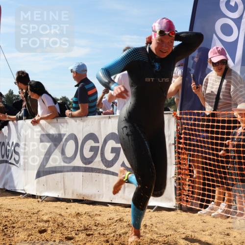 07.09.2025 - 19. Norderstedt Triathlon Luisa Fischer http://msf.ph/oto/8754677 07.09.2025 11:43:35 Schwimmen 261, 699 meine-sportfotos.de