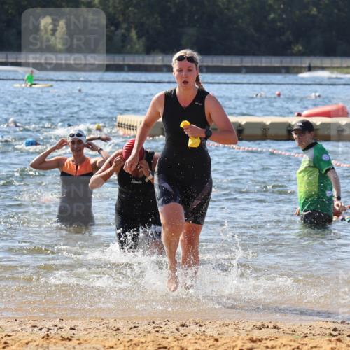 07.09.2025 - 19. Norderstedt Triathlon Luisa Fischer http://msf.ph/oto/8754756 07.09.2025 11:43:42 Schwimmen 261, 699, 1224, 1387 meine-sportfotos.de