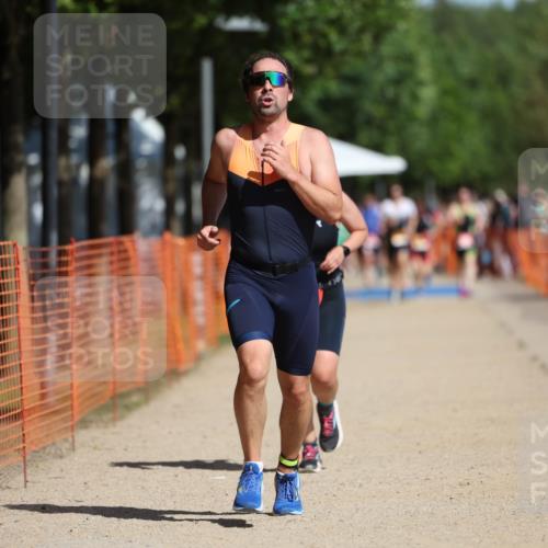 07.09.2025 - 19. Norderstedt Triathlon Michael Strokosch http://msf.ph/oto/8754824 07.09.2025 12:02:36 Laufen 203, 1159, 1340, 1341, 1365 meine-sportfotos.de
