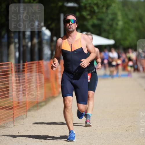 07.09.2025 - 19. Norderstedt Triathlon Michael Strokosch http://msf.ph/oto/8754834 07.09.2025 12:02:36 Laufen 203, 1159, 1340, 1341, 1365 meine-sportfotos.de
