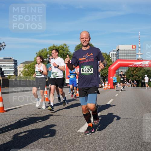 07.09.2025 - BARMER Alsterlauf Yannick Fuchs http://msf.ph/oto/8754949 07.09.2025 09:37:36 Laufen 6246, 4543, 5388, 323, 6320 meine-sportfotos.de