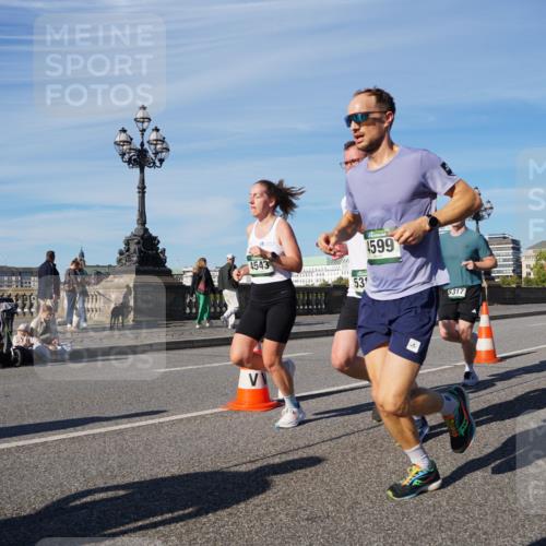 07.09.2025 - BARMER Alsterlauf Yannick Fuchs http://msf.ph/oto/8755012 07.09.2025 09:37:37 Laufen 4543, 53, 599, 5317, 5323 meine-sportfotos.de