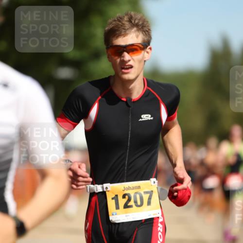 07.09.2025 - 19. Norderstedt Triathlon Michael Strokosch http://msf.ph/oto/8755082 07.09.2025 12:02:51 Laufen 775, 784, 1194, 1207 meine-sportfotos.de