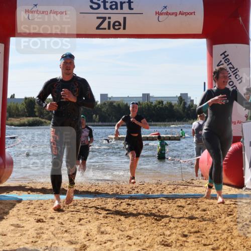 07.09.2025 - 19. Norderstedt Triathlon Luisa Fischer http://msf.ph/oto/8755101 07.09.2025 11:44:24 Schwimmen 216, 1280, 1361, 1378 meine-sportfotos.de