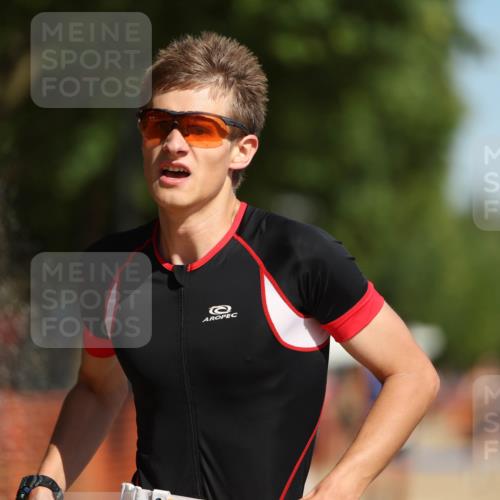 07.09.2025 - 19. Norderstedt Triathlon Michael Strokosch http://msf.ph/oto/8755103 07.09.2025 12:02:51 Laufen 775, 784, 1194, 1207 meine-sportfotos.de