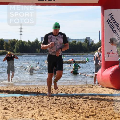 07.09.2025 - 19. Norderstedt Triathlon Luisa Fischer http://msf.ph/oto/8755125 07.09.2025 11:44:27 Schwimmen 216, 695, 1280, 1361, 1378 meine-sportfotos.de