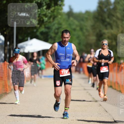 07.09.2025 - 19. Norderstedt Triathlon Michael Strokosch http://msf.ph/oto/8755217 07.09.2025 12:02:55 Laufen 186, 199, 775, 784, 1207 meine-sportfotos.de