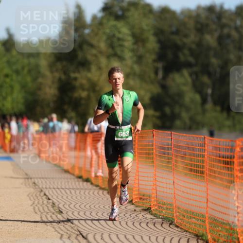 07.09.2025 - 19. Norderstedt Triathlon Michael Strokosch http://msf.ph/oto/8755218 07.09.2025 10:41:32 Laufen 655, 663 meine-sportfotos.de