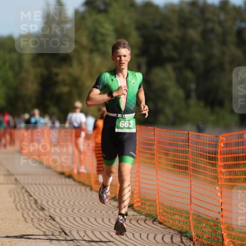 07.09.2025 - 19. Norderstedt Triathlon Michael Strokosch http://msf.ph/oto/8755286 07.09.2025 10:41:33 Laufen 655, 663, 1132 meine-sportfotos.de