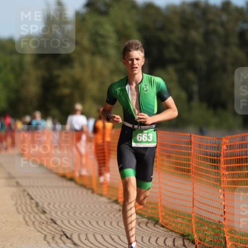 07.09.2025 - 19. Norderstedt Triathlon Michael Strokosch http://msf.ph/oto/8755306 07.09.2025 10:41:34 Laufen 655, 663, 1132 meine-sportfotos.de