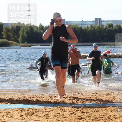 07.09.2025 - 19. Norderstedt Triathlon Luisa Fischer http://msf.ph/oto/8755357 07.09.2025 11:44:42 Schwimmen 207, 251, 292, 695, 756, 776, 1343, 1364 meine-sportfotos.de