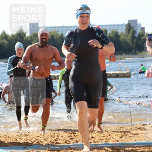 07.09.2025 - 19. Norderstedt Triathlon Luisa Fischer http://msf.ph/oto/8755420 07.09.2025 11:44:46 Schwimmen 207, 251, 292, 728, 756, 776, 1309, 1343, 1364 meine-sportfotos.de