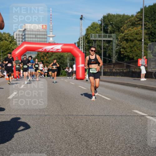 07.09.2025 - BARMER Alsterlauf Yannick Fuchs http://msf.ph/oto/8755538 07.09.2025 09:37:56 Laufen 4482 meine-sportfotos.de