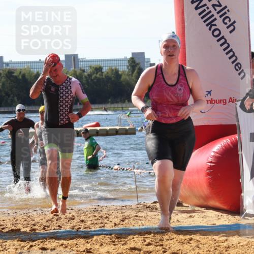 07.09.2025 - 19. Norderstedt Triathlon Luisa Fischer http://msf.ph/oto/8755705 07.09.2025 11:45:02 Schwimmen 717, 728, 758, 851, 852, 898, 1307 meine-sportfotos.de