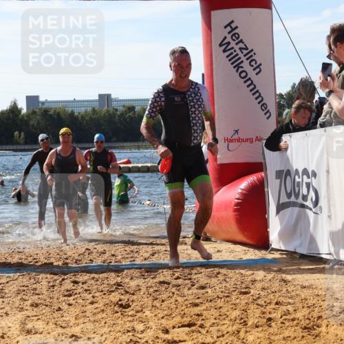 07.09.2025 - 19. Norderstedt Triathlon Luisa Fischer http://msf.ph/oto/8755742 07.09.2025 11:45:03 Schwimmen 697, 717, 728, 758, 851, 852, 898, 1237, 1307 meine-sportfotos.de