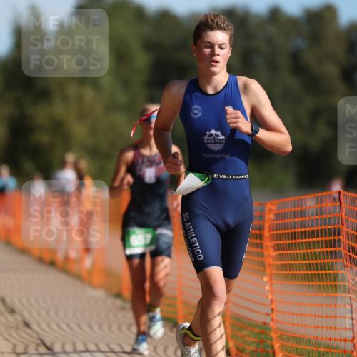 07.09.2025 - 19. Norderstedt Triathlon Michael Strokosch http://msf.ph/oto/8755766 07.09.2025 10:41:47 Laufen 657, 673, 1148 meine-sportfotos.de