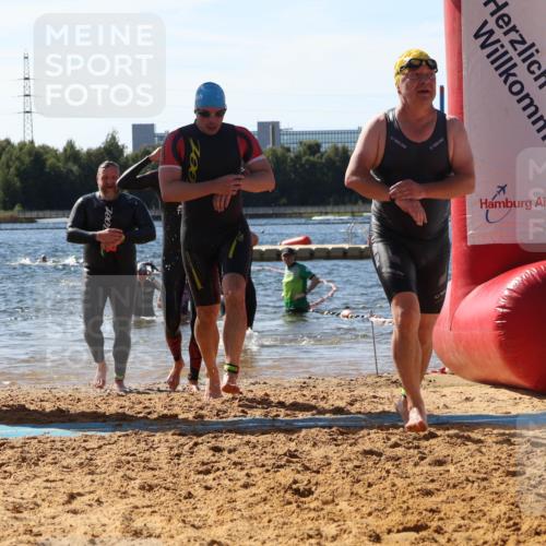 07.09.2025 - 19. Norderstedt Triathlon Luisa Fischer http://msf.ph/oto/8755806 07.09.2025 11:45:07 Schwimmen 282, 697, 717, 851, 852, 898, 1237, 1307 meine-sportfotos.de