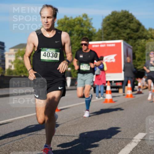 07.09.2025 - BARMER Alsterlauf Yannick Fuchs http://msf.ph/oto/8755864 07.09.2025 09:38:02 Laufen 4030, 577 meine-sportfotos.de