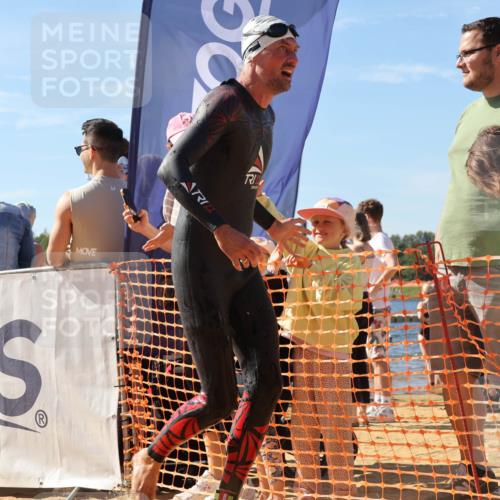 07.09.2025 - 19. Norderstedt Triathlon Luisa Fischer http://msf.ph/oto/8755897 07.09.2025 11:45:12 Schwimmen 195, 282, 697, 761, 851, 852, 898, 1237, 1307 meine-sportfotos.de