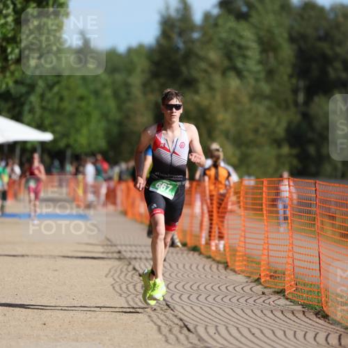 07.09.2025 - 19. Norderstedt Triathlon Michael Strokosch http://msf.ph/oto/8755940 07.09.2025 10:42:00 Laufen 667 meine-sportfotos.de