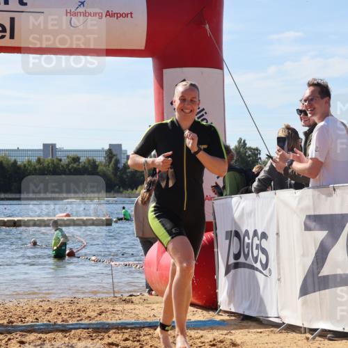 07.09.2025 - 19. Norderstedt Triathlon Luisa Fischer http://msf.ph/oto/8755960 07.09.2025 11:45:18 Schwimmen 195, 282, 697, 761, 851, 1237, 1307 meine-sportfotos.de