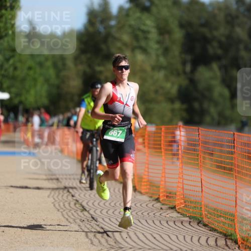 07.09.2025 - 19. Norderstedt Triathlon Michael Strokosch http://msf.ph/oto/8755967 07.09.2025 10:42:00 Laufen 667 meine-sportfotos.de