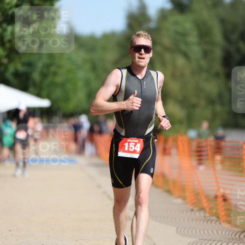 07.09.2025 - 19. Norderstedt Triathlon Michael Strokosch http://msf.ph/oto/8755986 07.09.2025 12:03:23 Laufen 154 meine-sportfotos.de