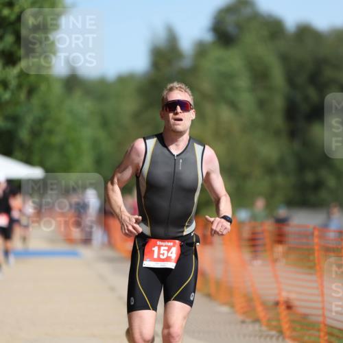 07.09.2025 - 19. Norderstedt Triathlon Michael Strokosch http://msf.ph/oto/8755995 07.09.2025 12:03:23 Laufen 154 meine-sportfotos.de