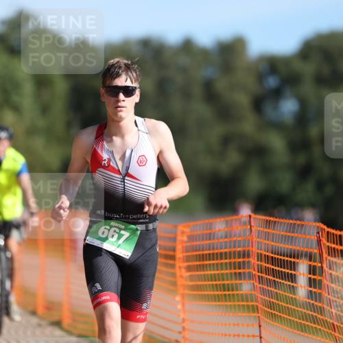 07.09.2025 - 19. Norderstedt Triathlon Michael Strokosch http://msf.ph/oto/8756044 07.09.2025 10:42:02 Laufen 667 meine-sportfotos.de