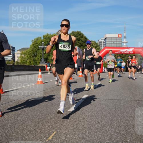 07.09.2025 - BARMER Alsterlauf Yannick Fuchs http://msf.ph/oto/8756057 07.09.2025 09:38:06 Laufen 2869, 4885, 4569, 6113 meine-sportfotos.de