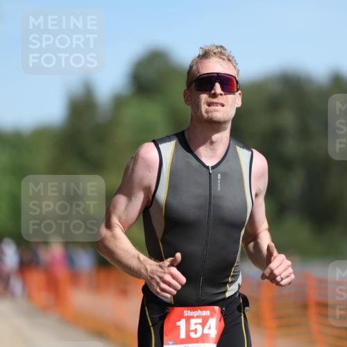 07.09.2025 - 19. Norderstedt Triathlon Michael Strokosch http://msf.ph/oto/8756076 07.09.2025 12:03:25 Laufen 154 meine-sportfotos.de